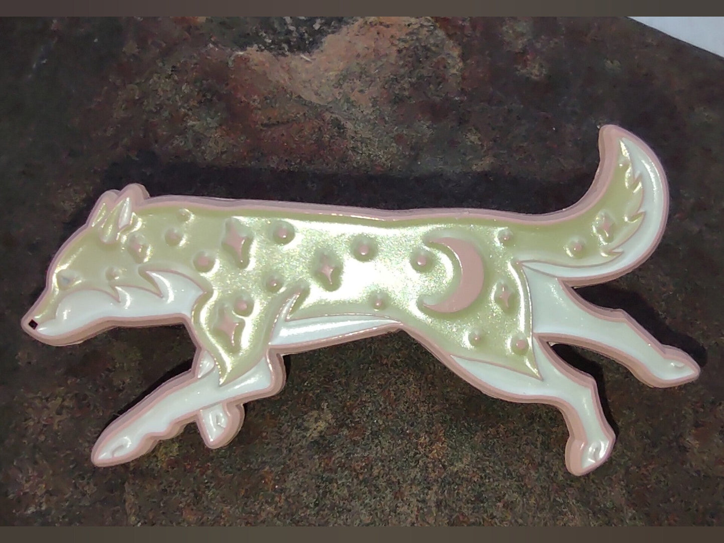Running with the Pack Pin, pastel