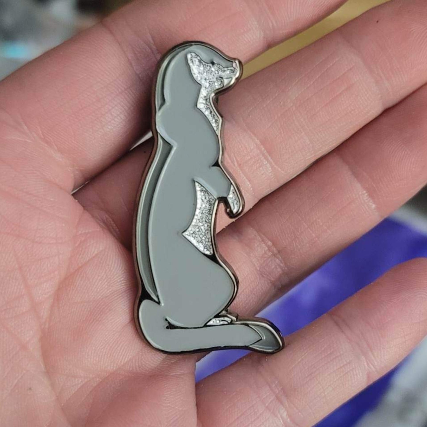 Mink Pin2